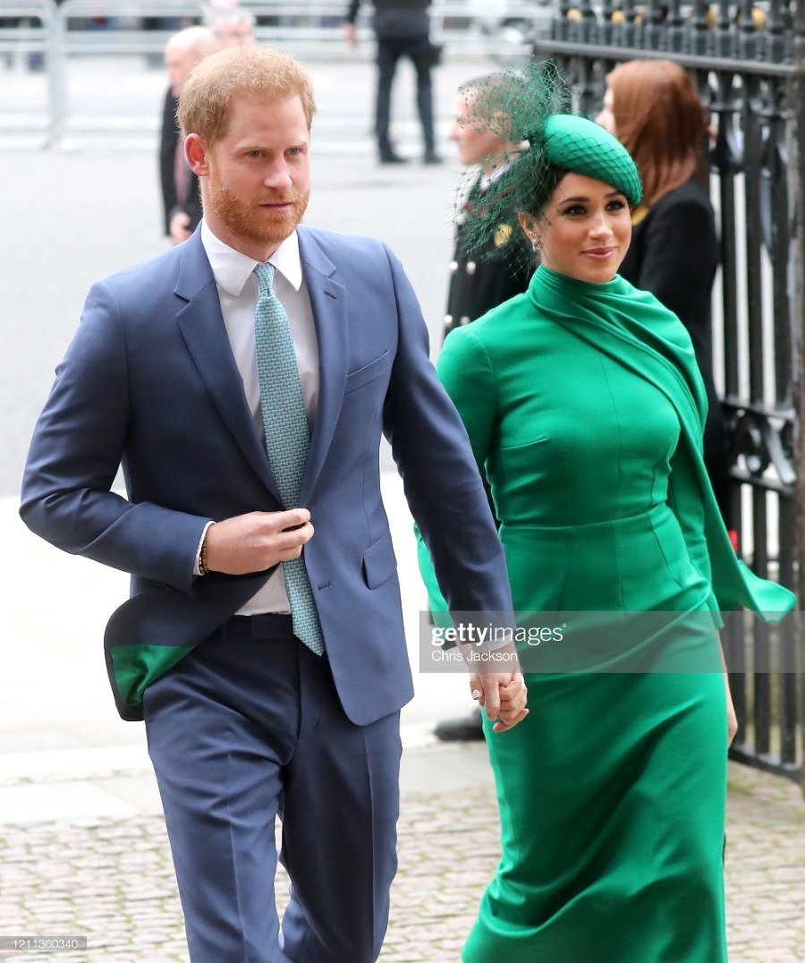 Harry a Meghan: Dvojica sa kráľovských povinností vzdala minulý rok.