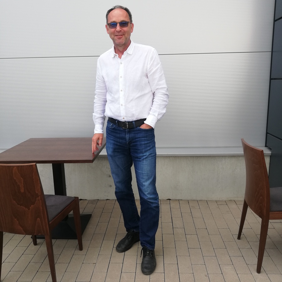 Marián Kandravý hovorí, že ak jeho firma nedostane peniaze, hrozí jej krach.