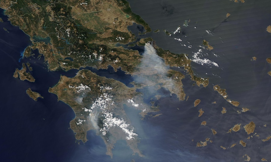 Na satelitnej snímke požiare