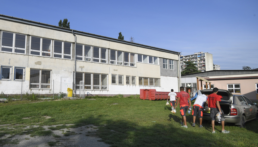 Základná škola Ľ. Podjavorinskej.