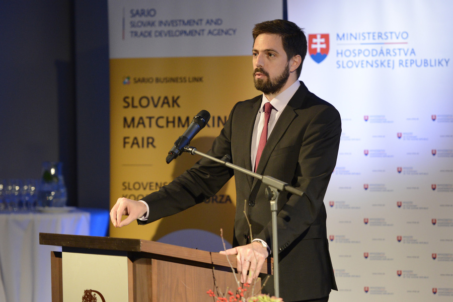 Námestník ministra zahraničných vecí a vonkajších vzťahov Maďarskej republiky Levente Magyar.