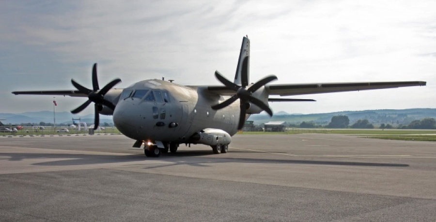 Lietadlo Vzdušných síl Ozbrojených síl (OS) SR smerujúce z Afganistanu úspešne pristálo v noci na štvrtok na letisku na Slovensku. 