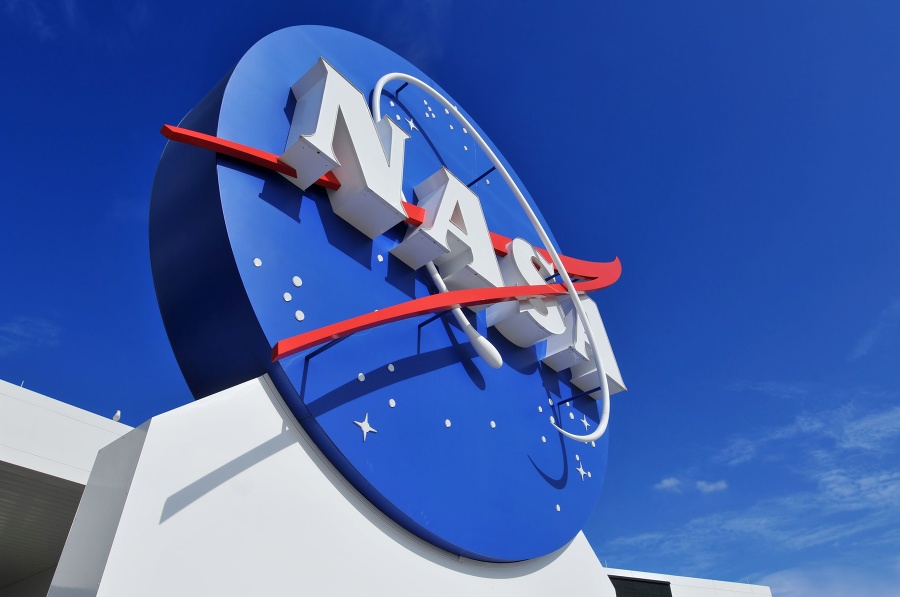 NASA po žalobe Blue