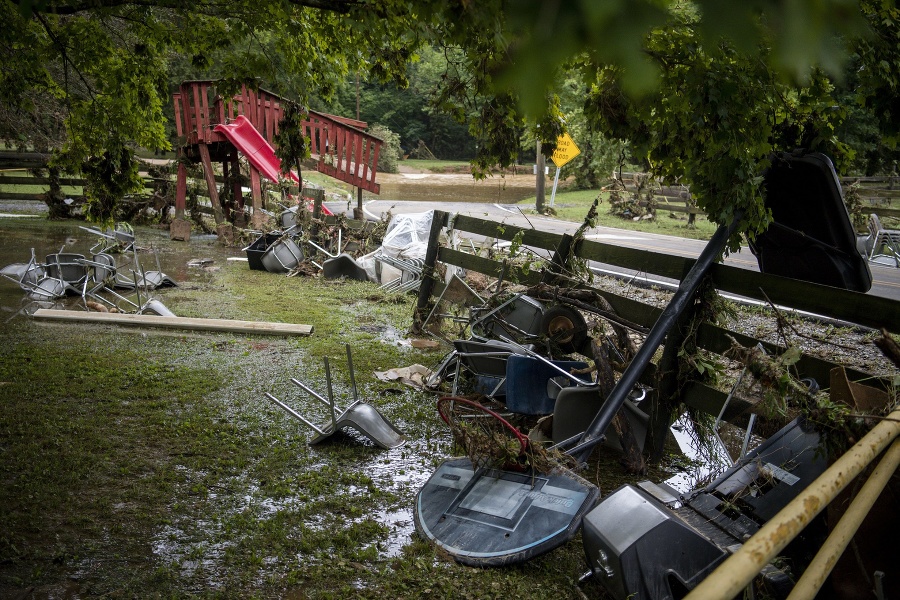 Tennessee: Povodne za sebou