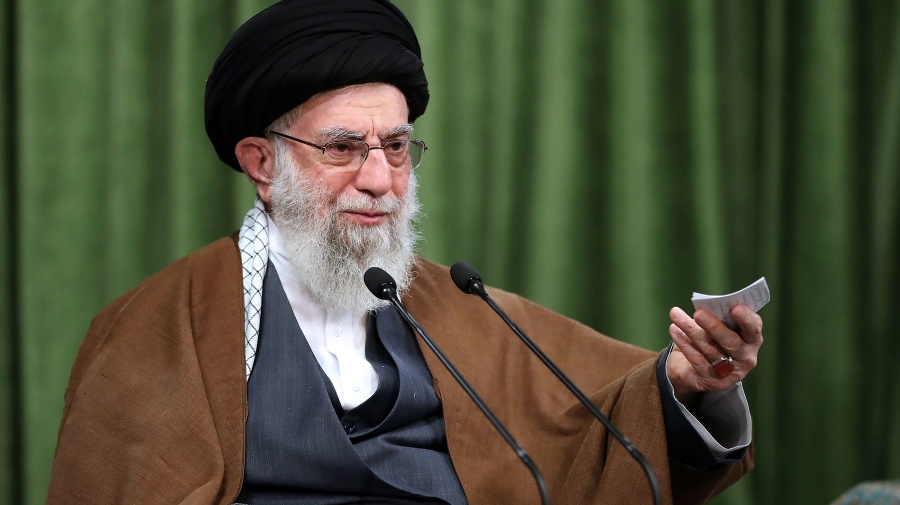 Chameneí: Biden v jadrovej