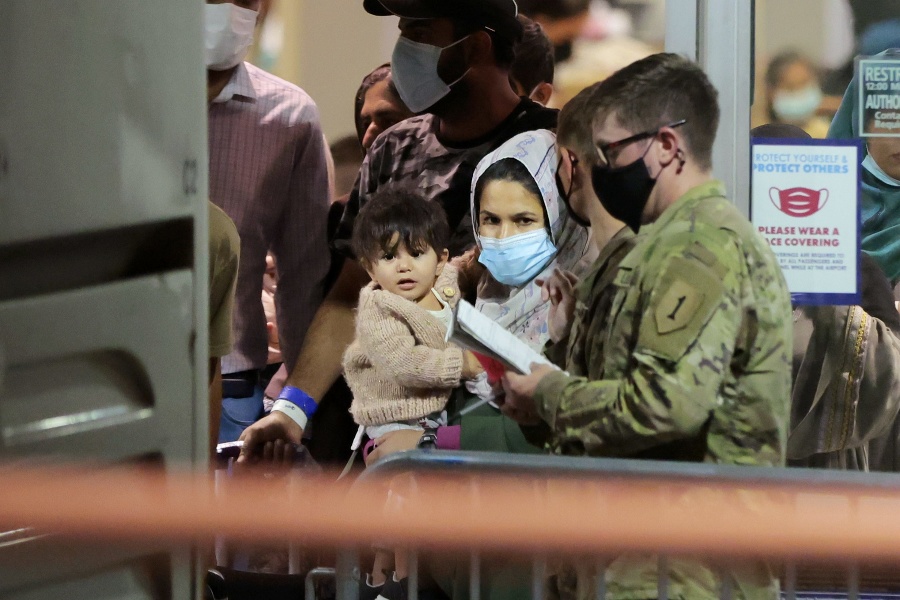 Evakuované rodiny z letiska