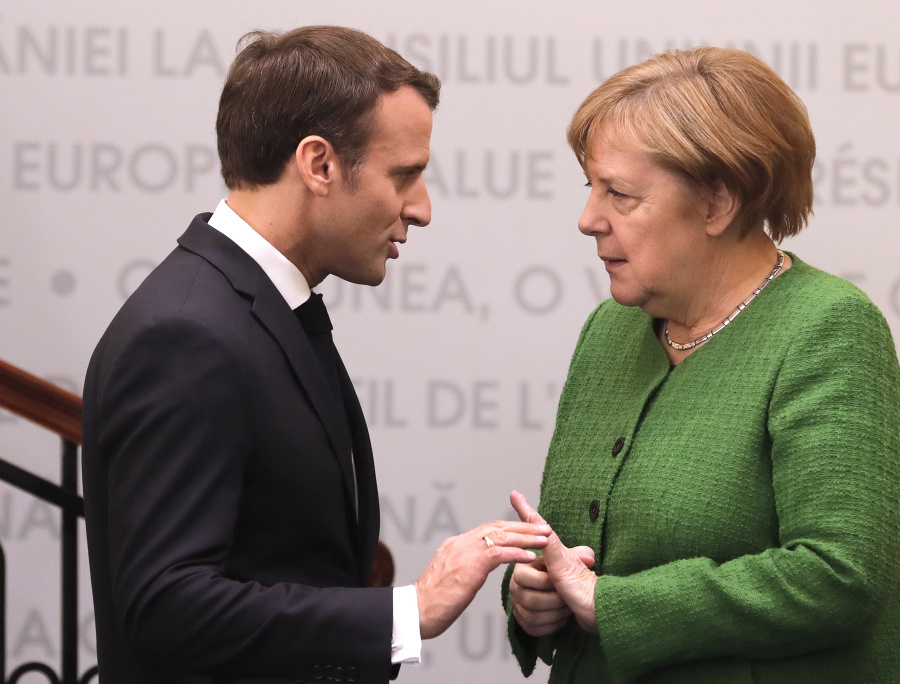 Emmanuel Macron a Angela
