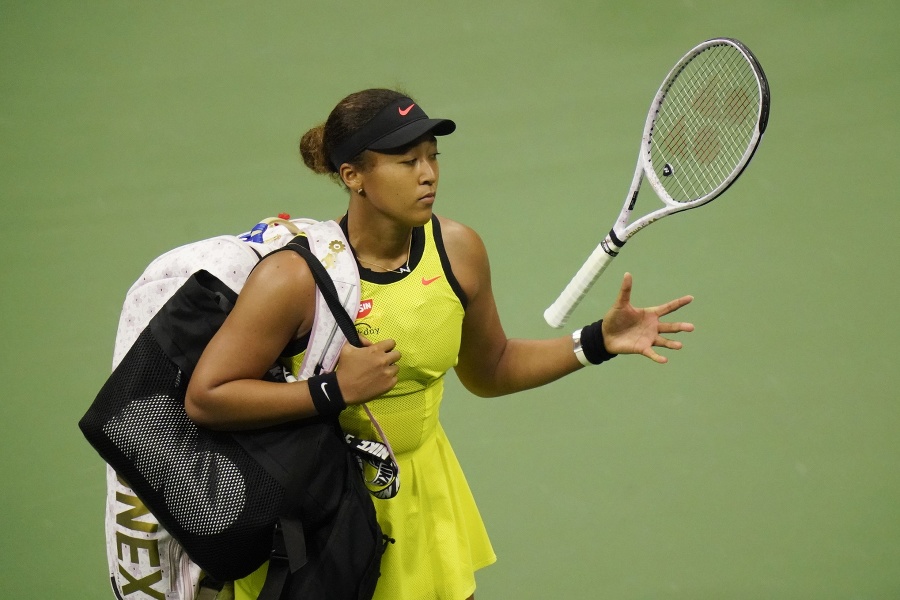 Obhajkyňa trofeje Naomi Osaková z Japonska vypadla v 3. kole dvojhry na záverečnom grandslamovom turnaji roka US Open.