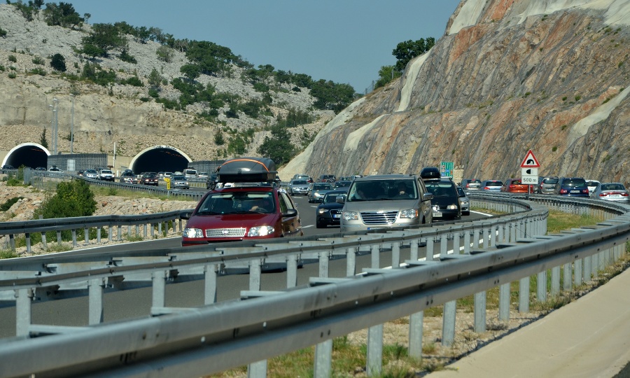 Diaľnica A1 pred tunelom