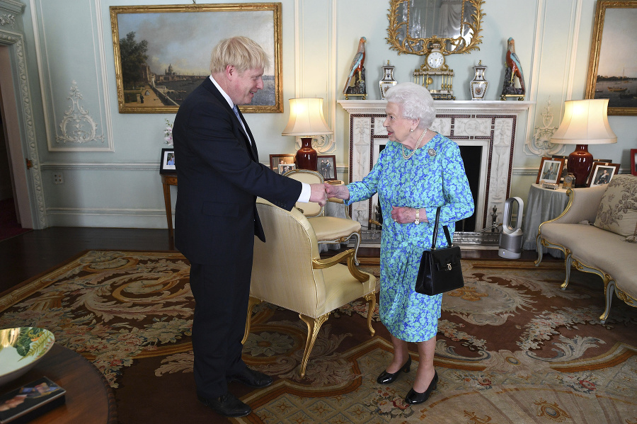 Britský premiér a kráľovná