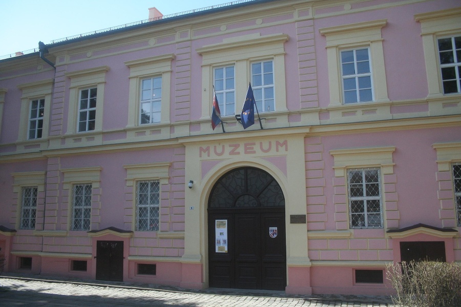 Gemersko-malohontské múzeum.