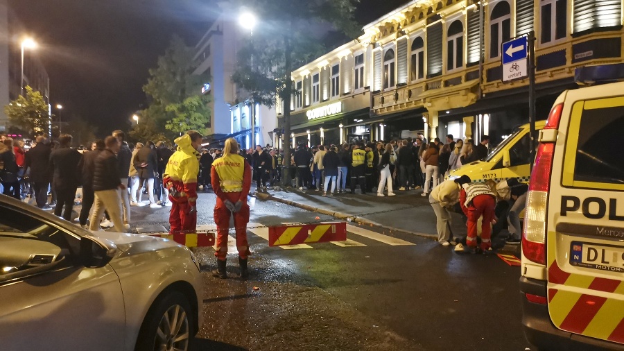 Nóri oslavovali zrušenie reštrikcií, polícia riešila desiatky výtržností.