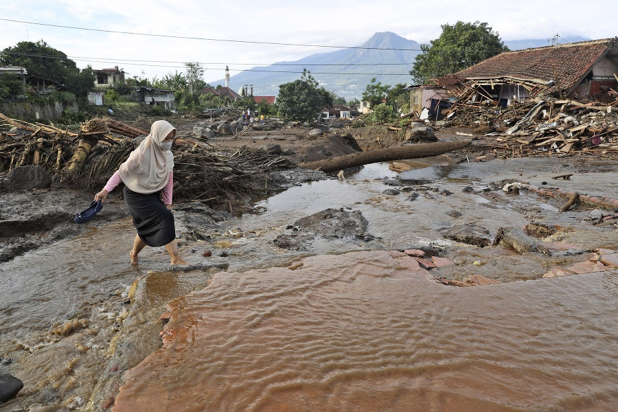Prívalové povodne v Indonézii