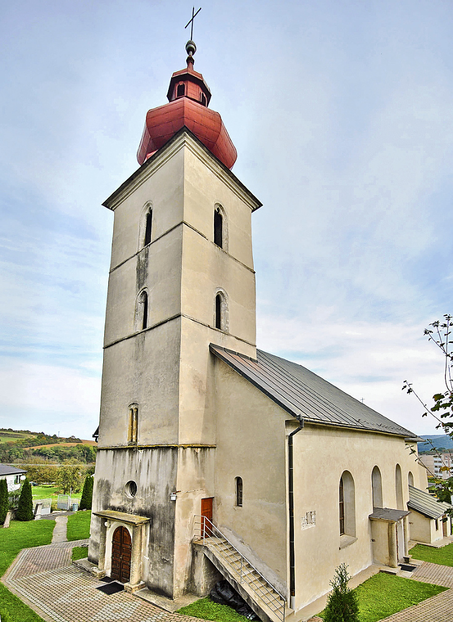 Kostol v Hanušovciach
