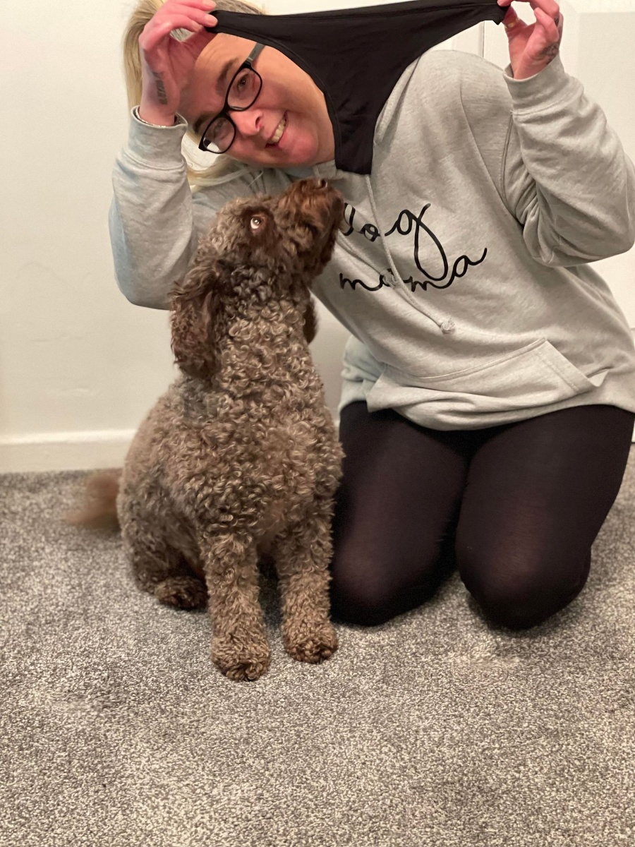 Psík Helen Morgenovej zjedol veľmi drahé tangá, celkový účet aj za veterinára ju vyšiel veľmi draho.