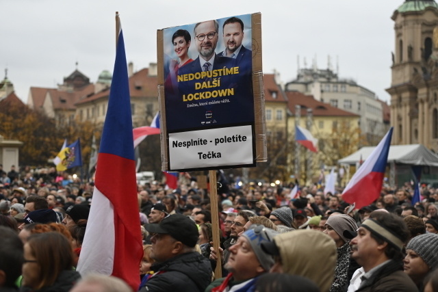 Demonštrácia hnutia Otvoríme Česko-Chcípl