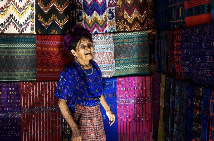 Tradičný textil mayských etník.