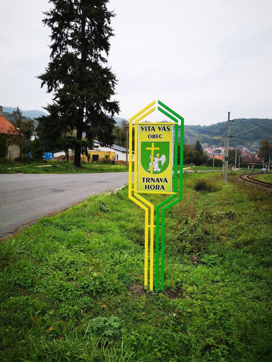 RODISKO: Mekyho otec sa narodil v obci Trnavá Hora.