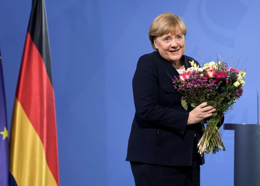 Angela Merkelová odovzdala úrad