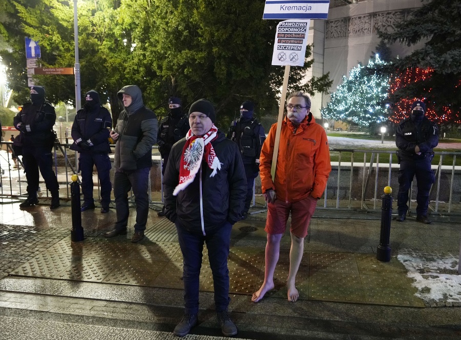 Protest proti pandemickým opatreniam