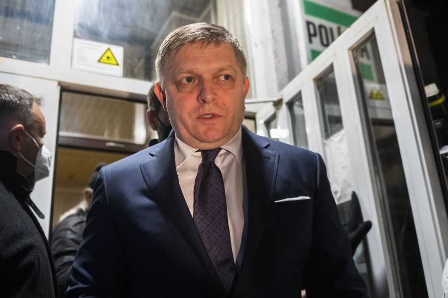 Robert Fico opúšťa policajnú