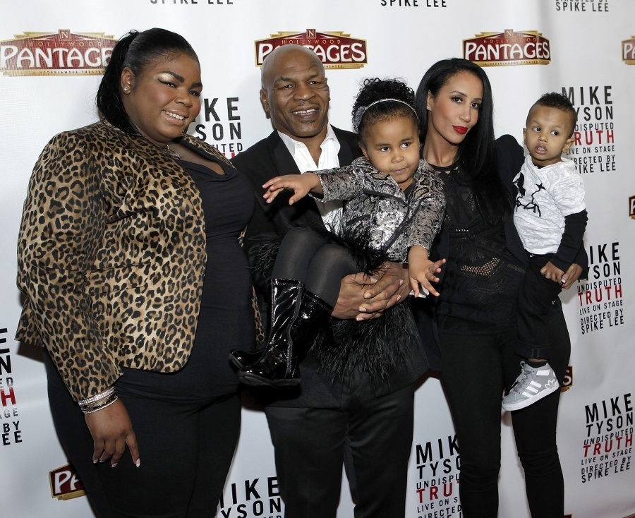 Mike Tyson s deťmi.