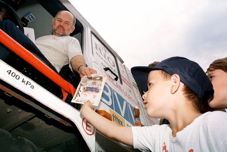 Pán Dakar rozdával autogramy