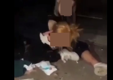 Dievča krvácalo potom, čo ju skupina tínedžerov zmlátila a priotrávila alkoholom.