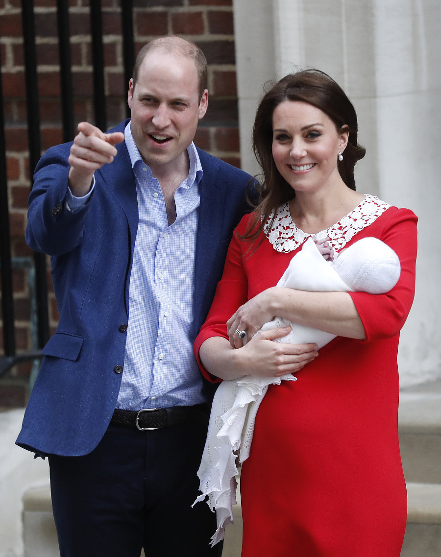 William a Kate odchádzajú