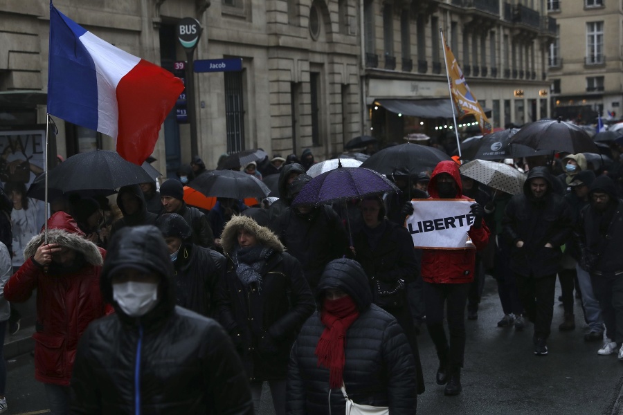 Protesty sú namierené proti