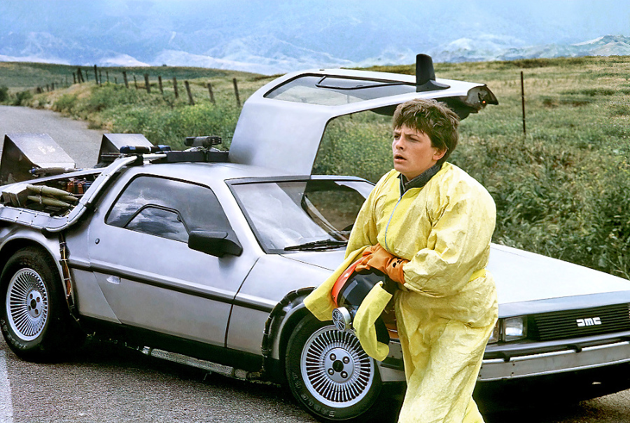 Auto preslávil Michael J. Fox vo filme Návrat do budúcnosti.