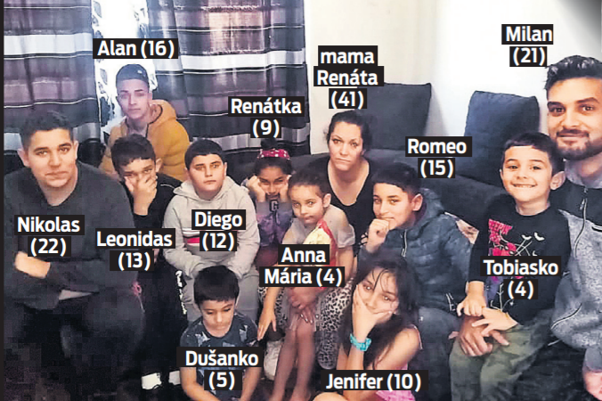Milanova manželka s ich 11 deťmi.