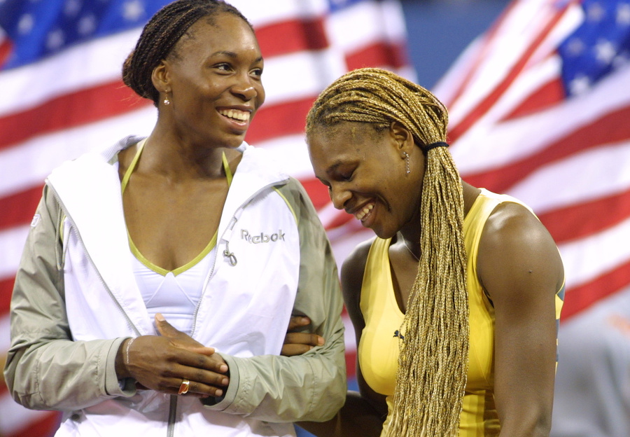 Venus (vľavo) a Serena: Obe sú legendami ženského tenisu. 