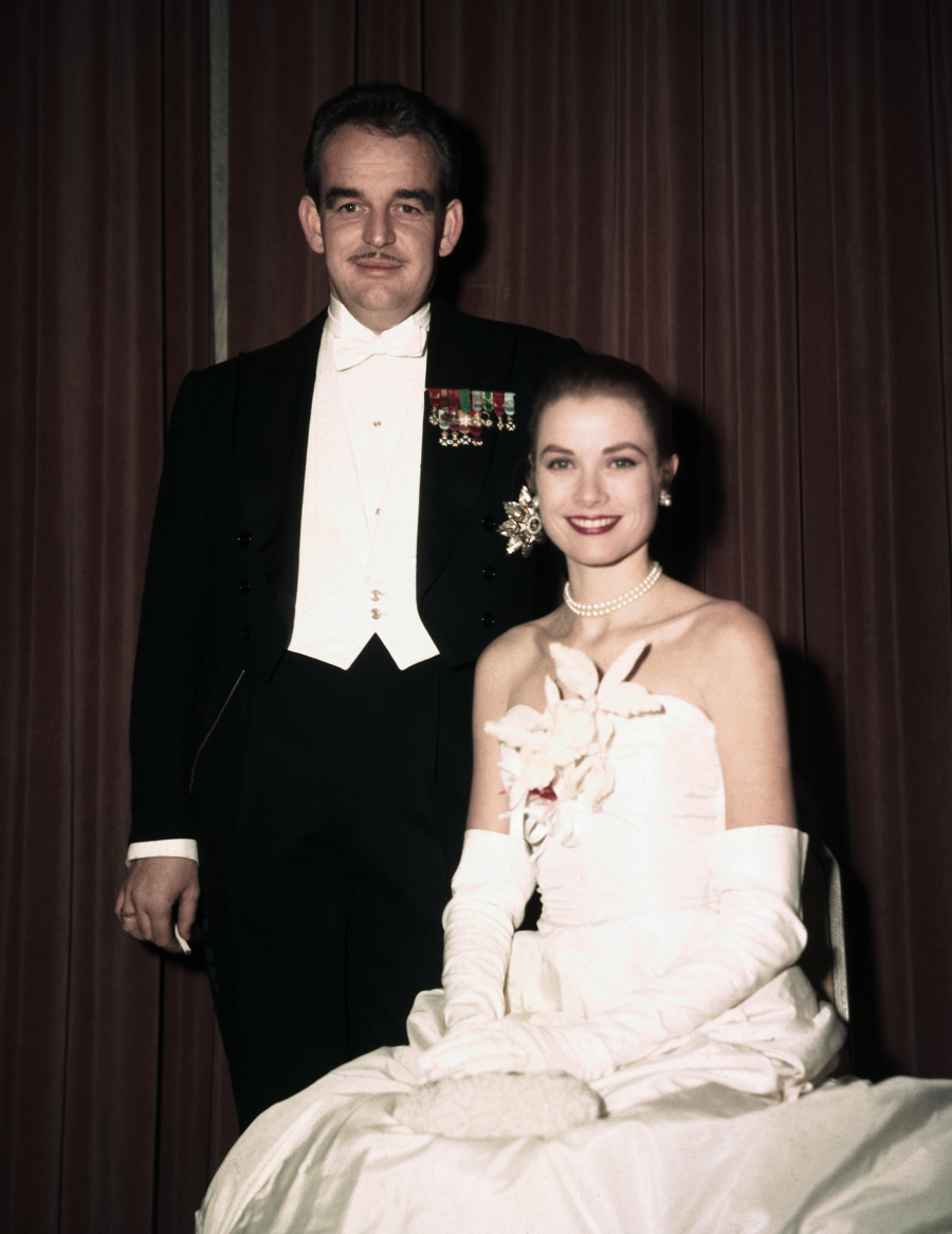 Jej starými rodičmu sú Rainier III. a Grace Kelly.