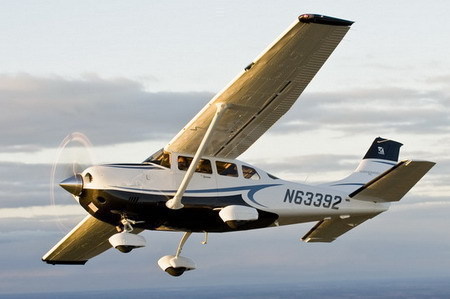 Cessna 206 sa zrútila