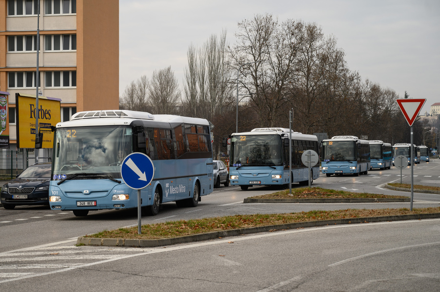 S výpadkami vodičov autobusov