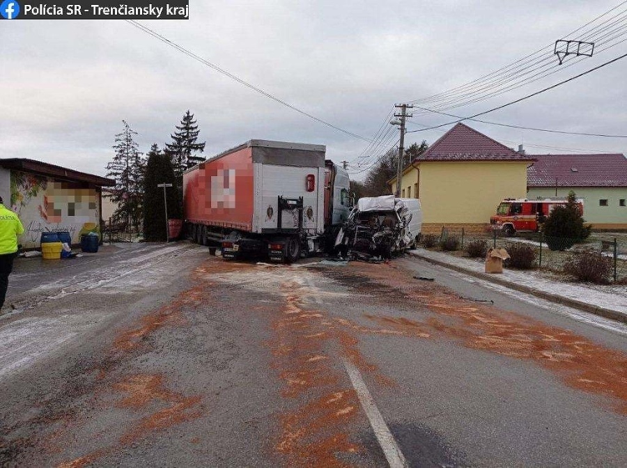 Polícia dokumentuje tragickú dopravnú