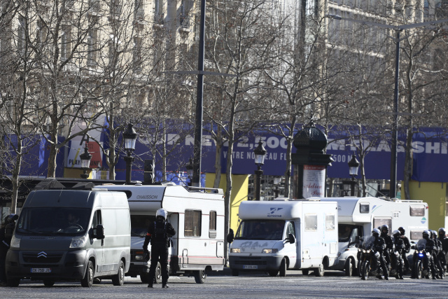 Champs-Elysees v Paríži v