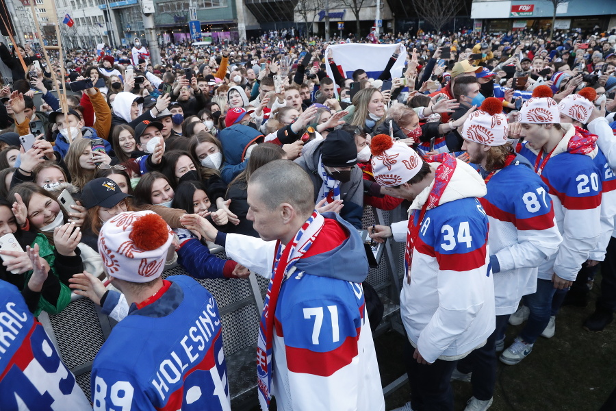 Slovenských hokejistov vítali na