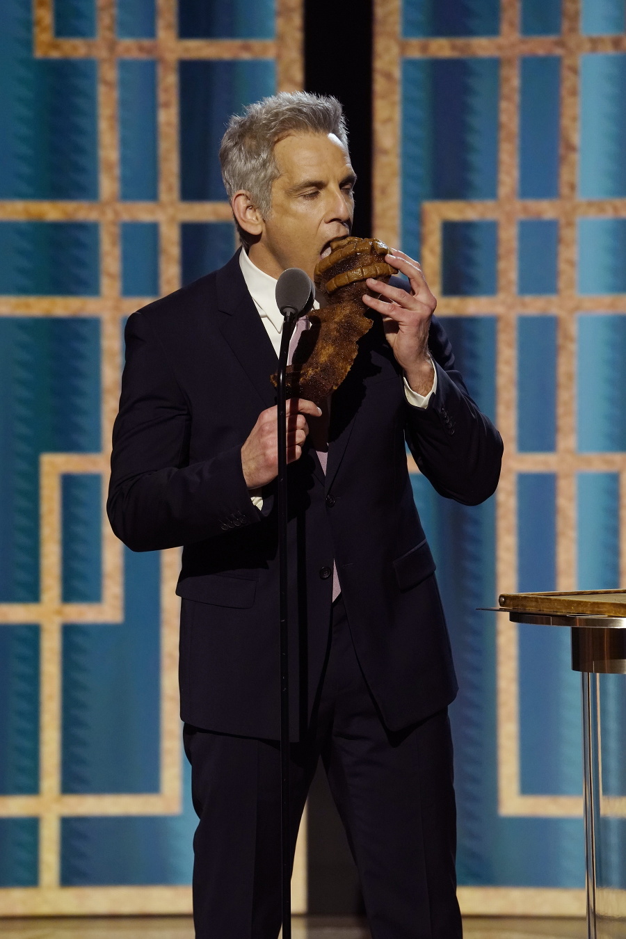 Ben Stiller na pódiu na 78. výročnom odovzdávaní cien Zlatý glóbus v Rainbow Room.