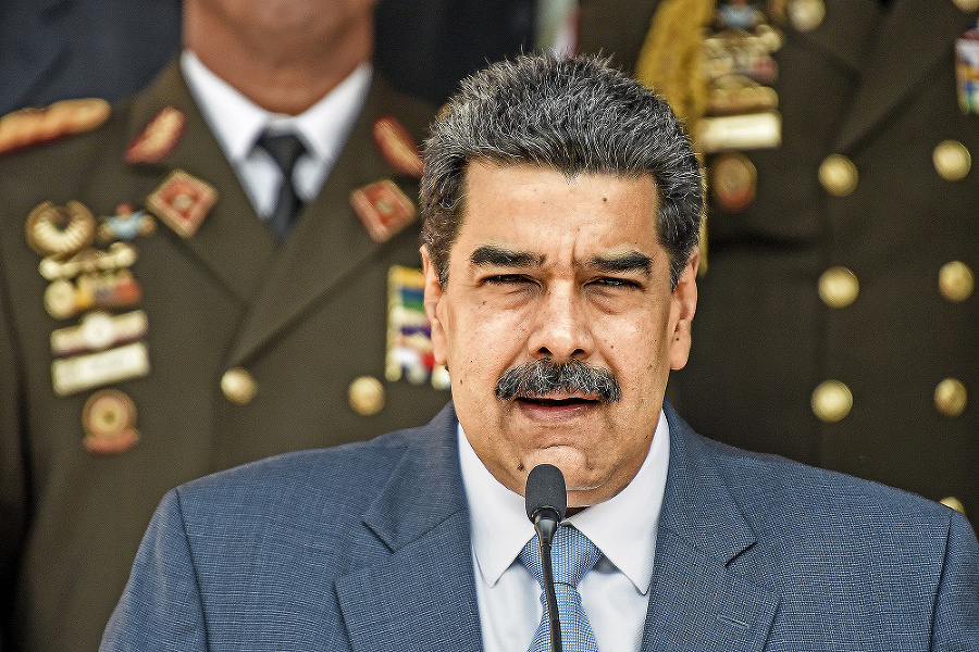 Nicolás Maduro (59).