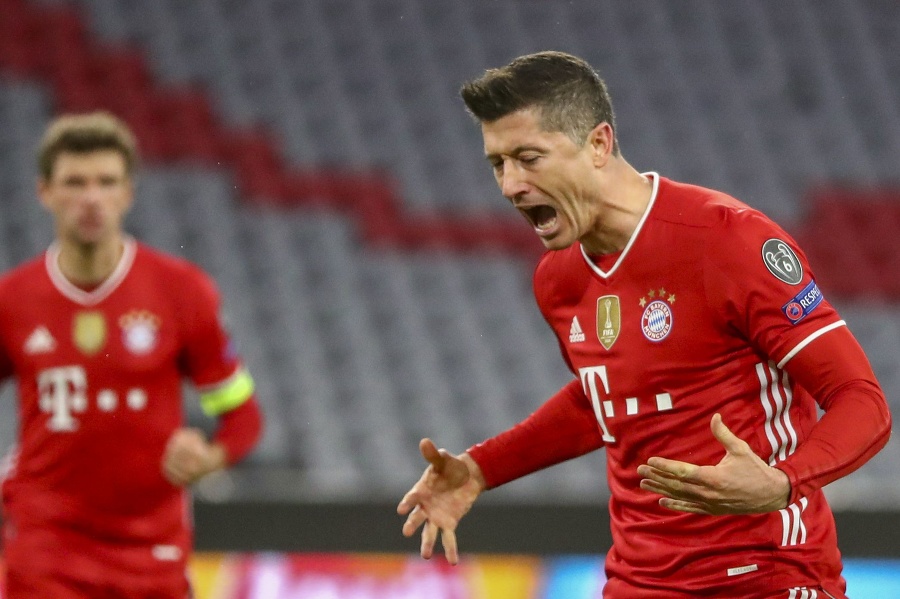 Futbalista Bayernu Robert Lewandowski.