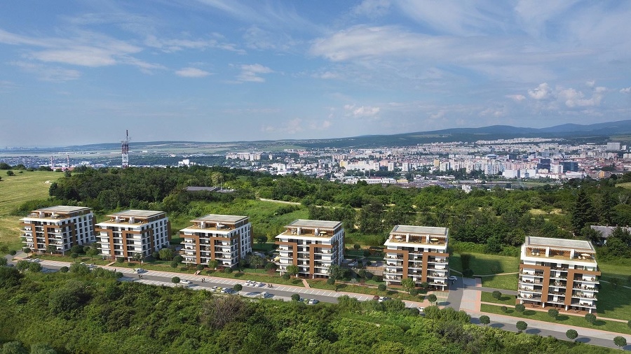 Projekt Panoráma je situovaný na tichom lukratívnom mieste nad mestom Košice.