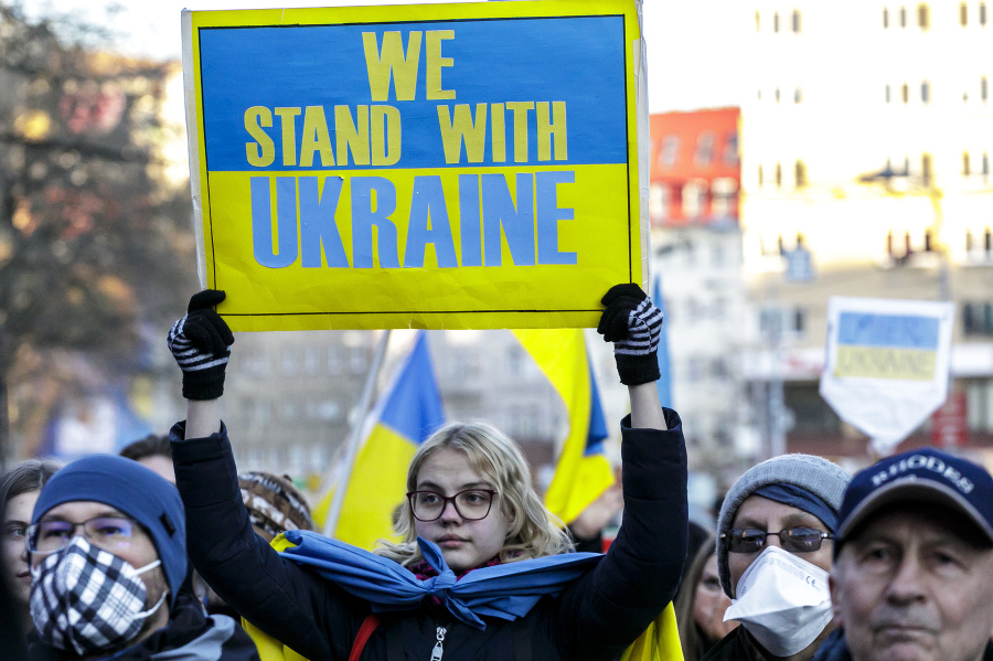 Protestné zhromaždenie Mier Ukrajine: