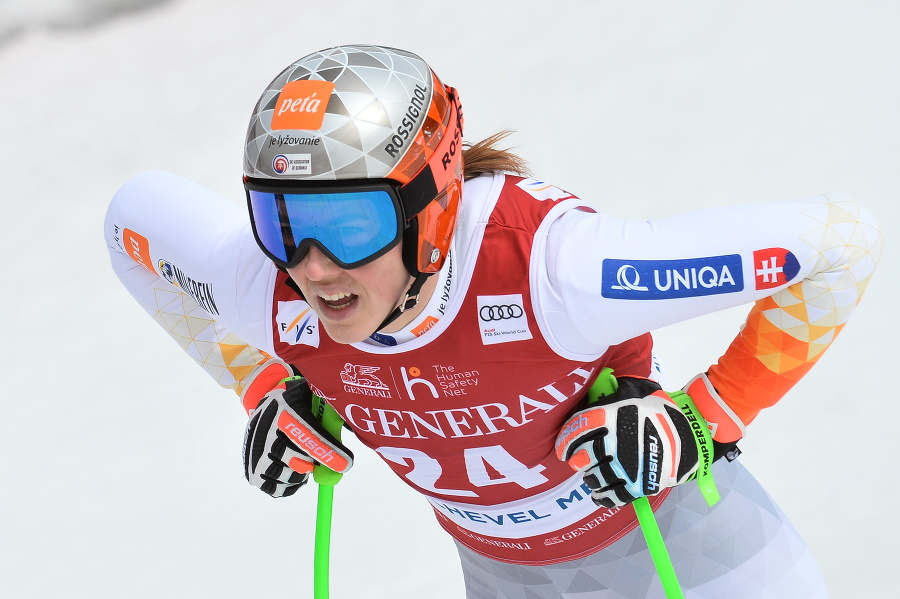 Na snímke slovenská lyžiarka Petra Vlhová v cieli finálového zjazdu Svetového pohára vo francúzskom dejisku Courchevel/Meribel.