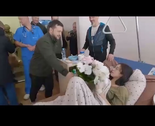 Prezident jej daroval kvety,