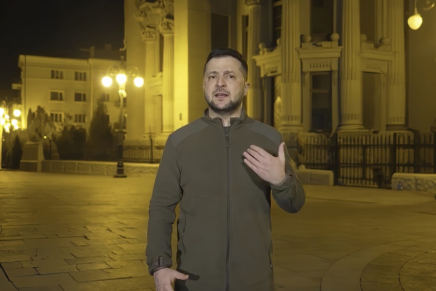 Ukrajinský prezident Volodymyr Zelenskyj v sobotu vo svojom pravidelnom nočnom videoprejave.