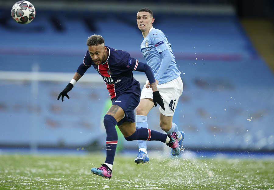 Phil Foden (20) v