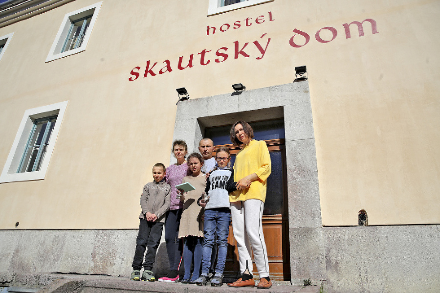 Postihnutý Dmitrij s rodinou a so známymi sa po príchode do bezpečia presunuli z B. Štiavnice do Levoče.