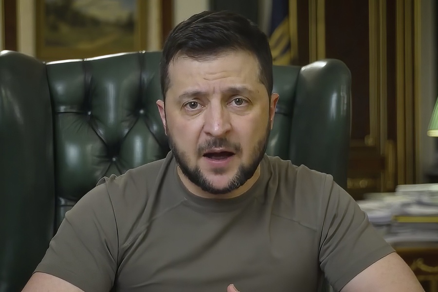 Ukrajinský prezident Volodymyr Zelenskyj sa prihovára z Kyjeva. 